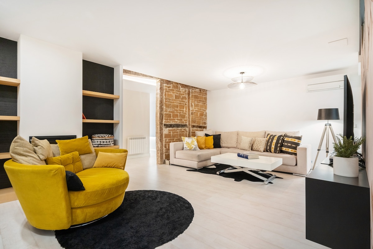 New, bright, comfortable apartment in Las Letras.