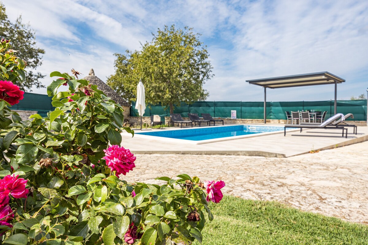 Villa San Antonio with Private Pool