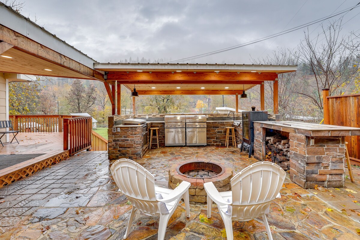 Orofino Cottage - Patio, Hot Tub & Outdoor Kitchen