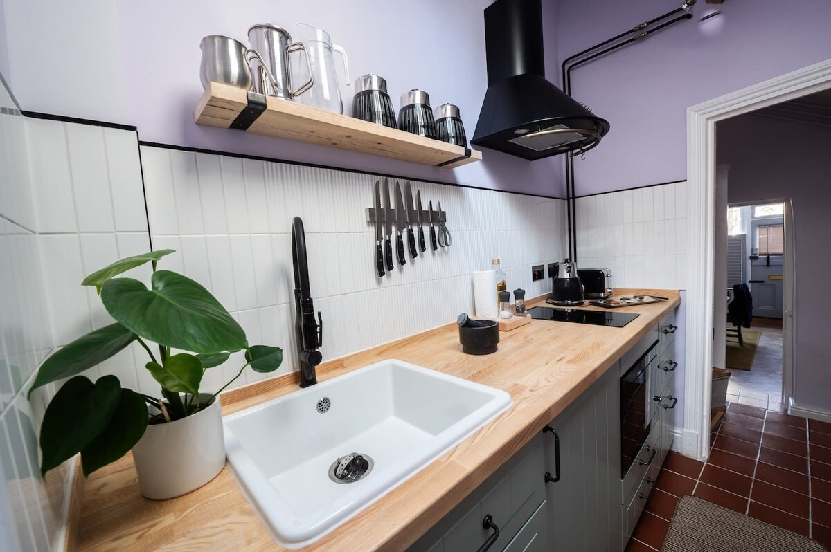 Quirky One Bed Property in the  Norwich Lanes