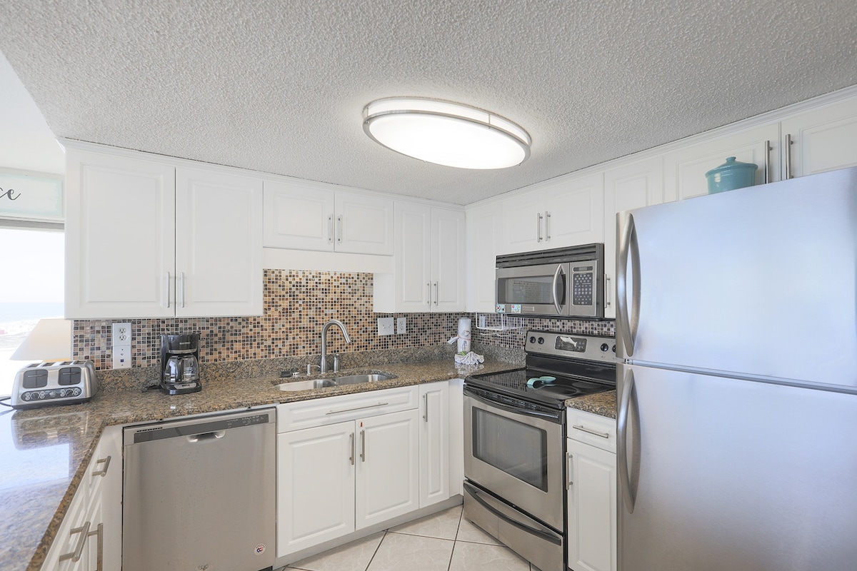 3BR Seaview Serenity | Island Winds West 680