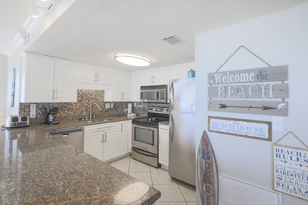 3BR Seaview Serenity | Island Winds West 680