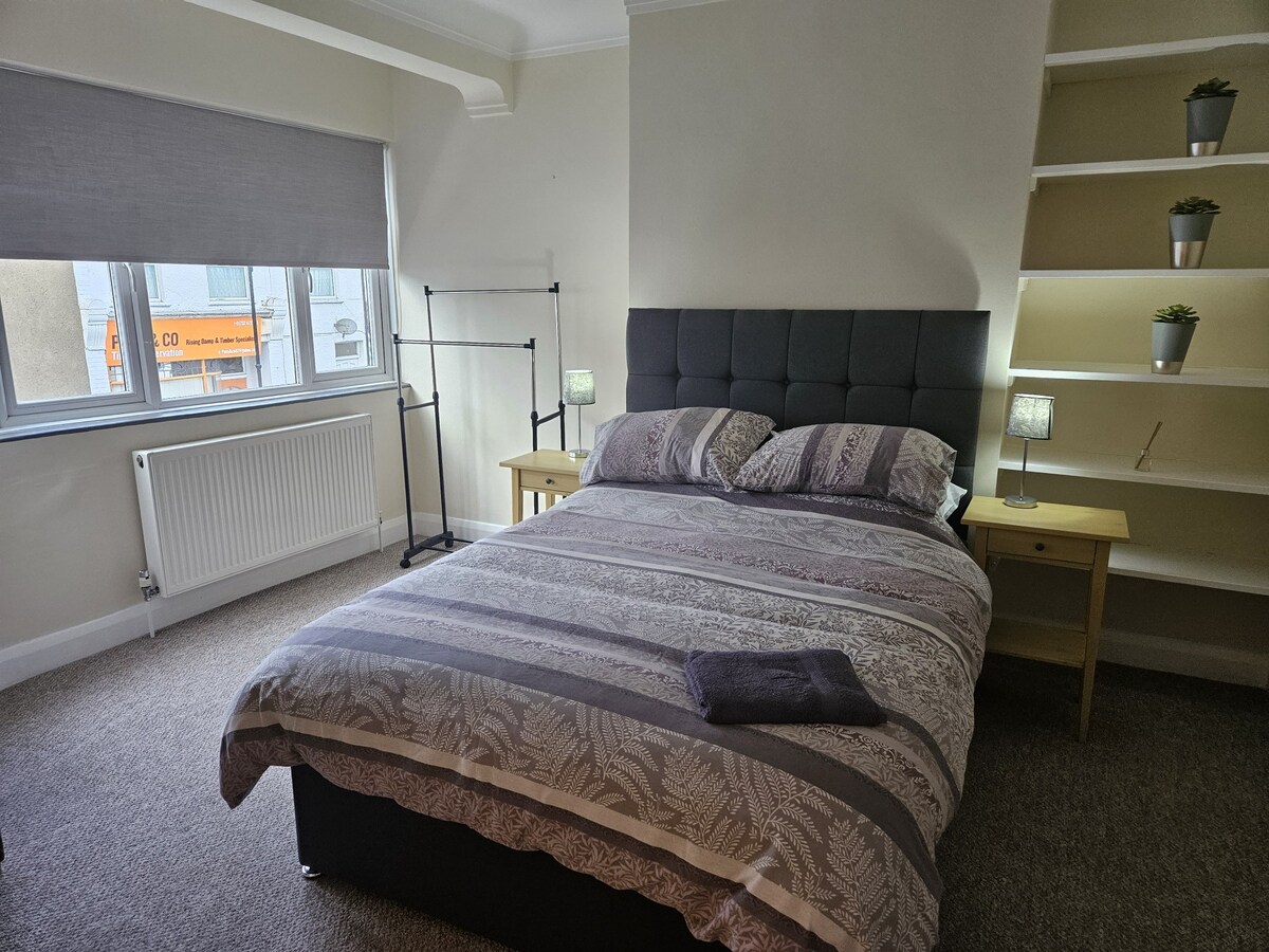 Leigh-on-Sea Retreat - 2 Bedroom apartment