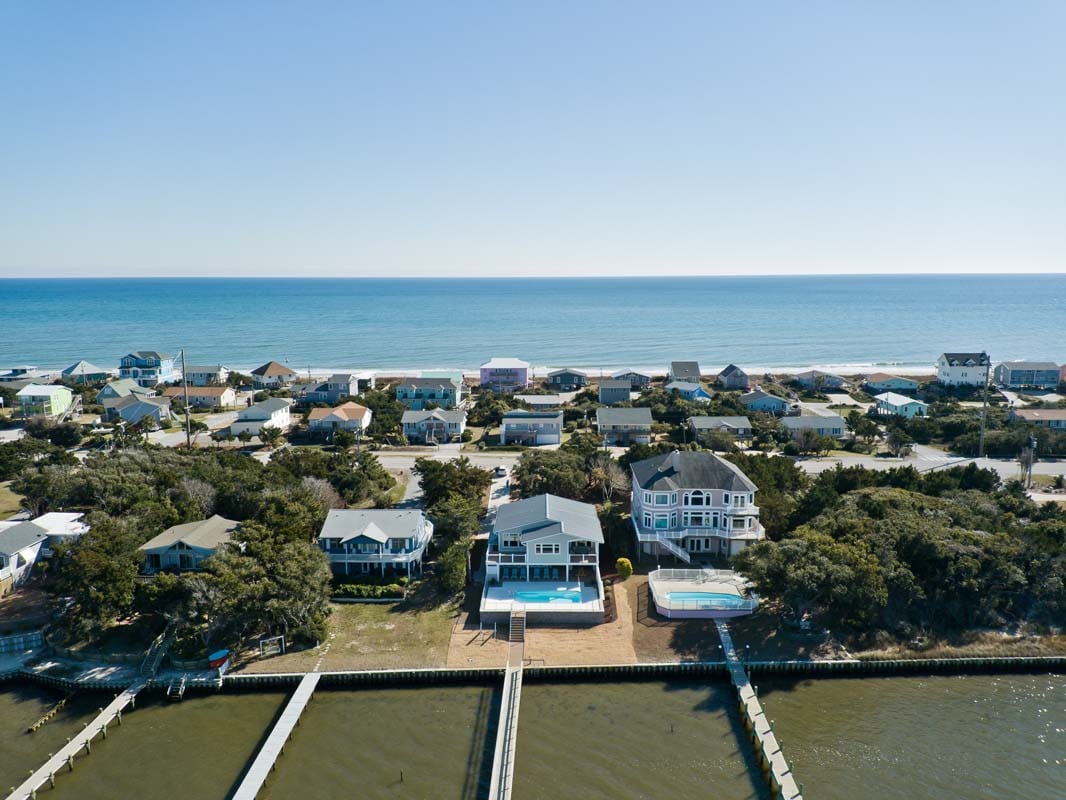 Top Shelf - Sound-front, heated pool, golf cart