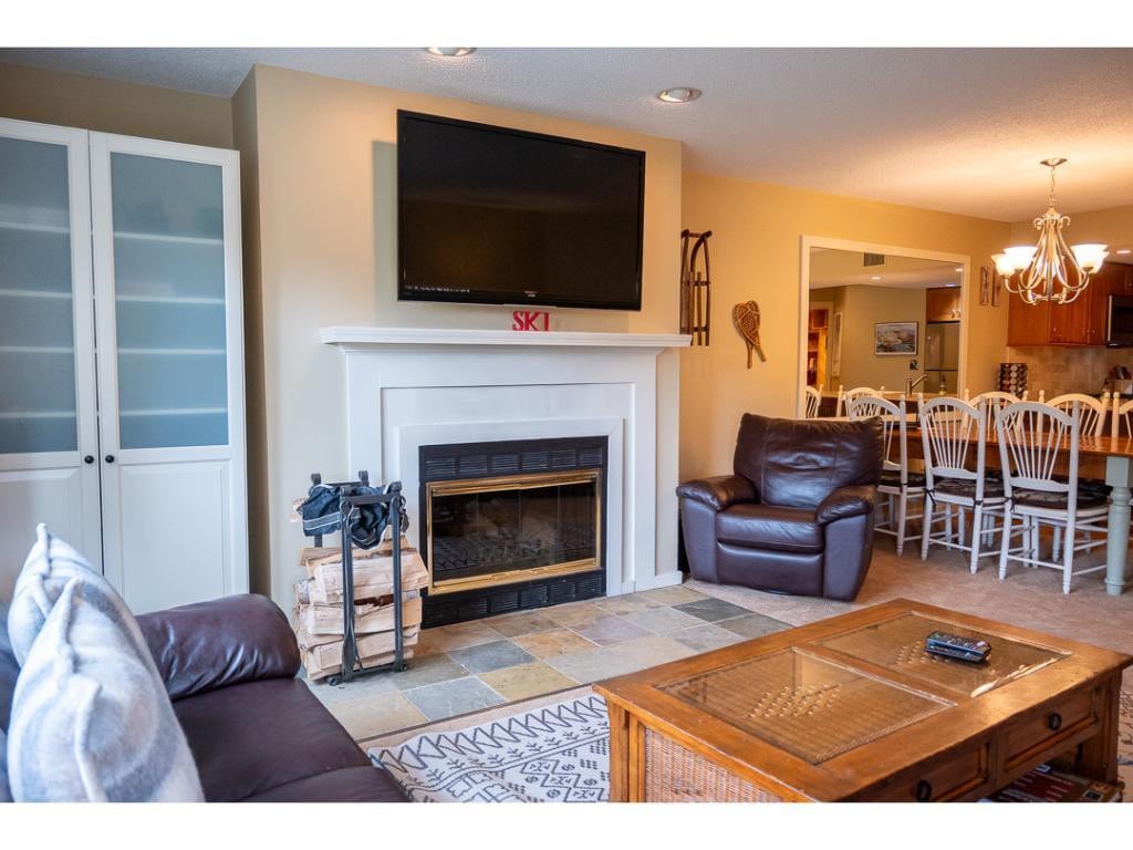 Family-Friendly Condo at Okemo w/ Fireplace