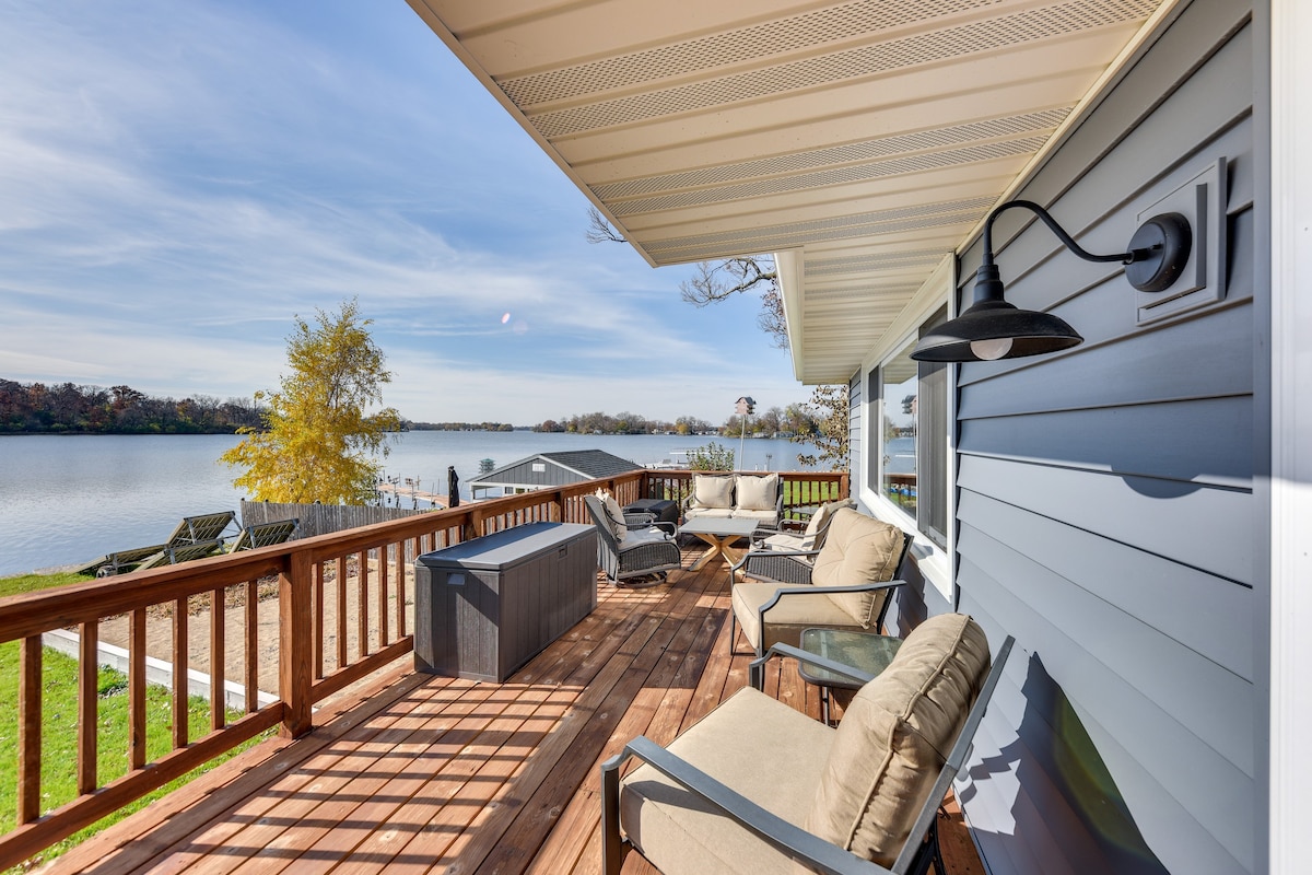 Lakefront Fox Lake Home w/ Furnished Deck!