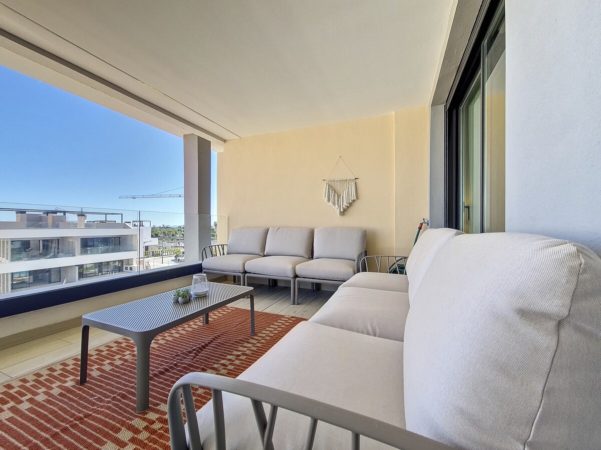 3 Bedroom Santa Rosalia Apartment with pool views