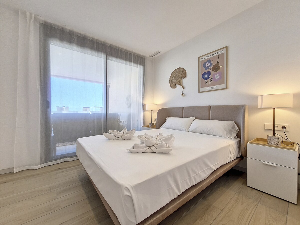 3 Bedroom Santa Rosalia Apartment with pool views