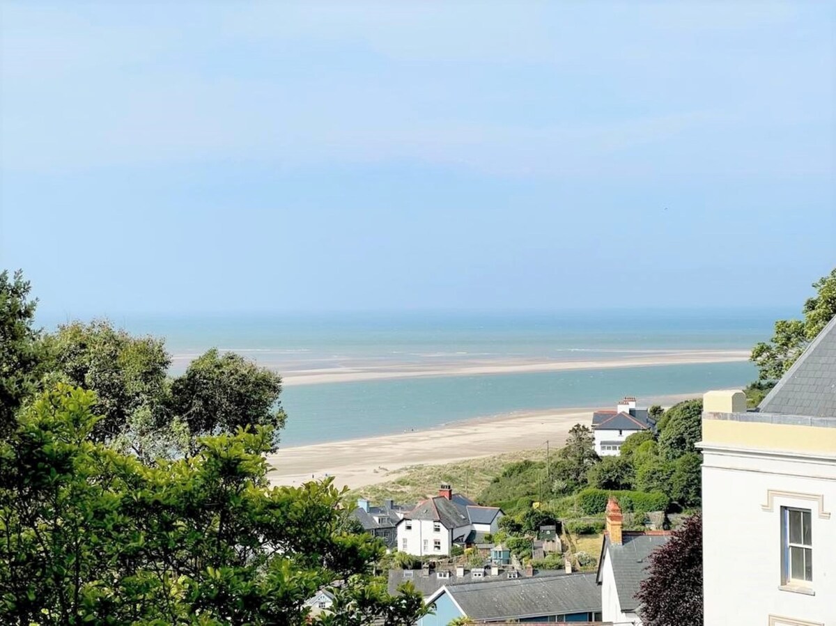 3 Bed in Aberdovey (86932)