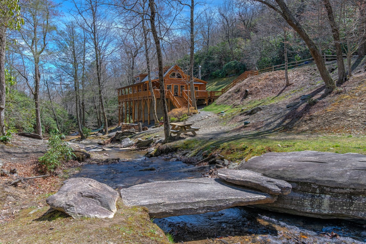 Creekside at High Rock | 2 Bedroom Log Home