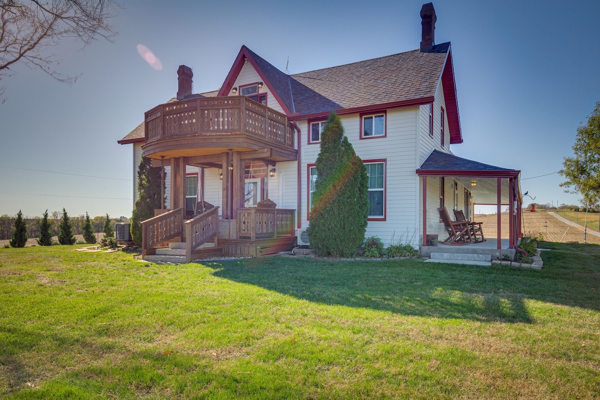 Historic Atchison Farmhouse w/ Patio Near Downtown