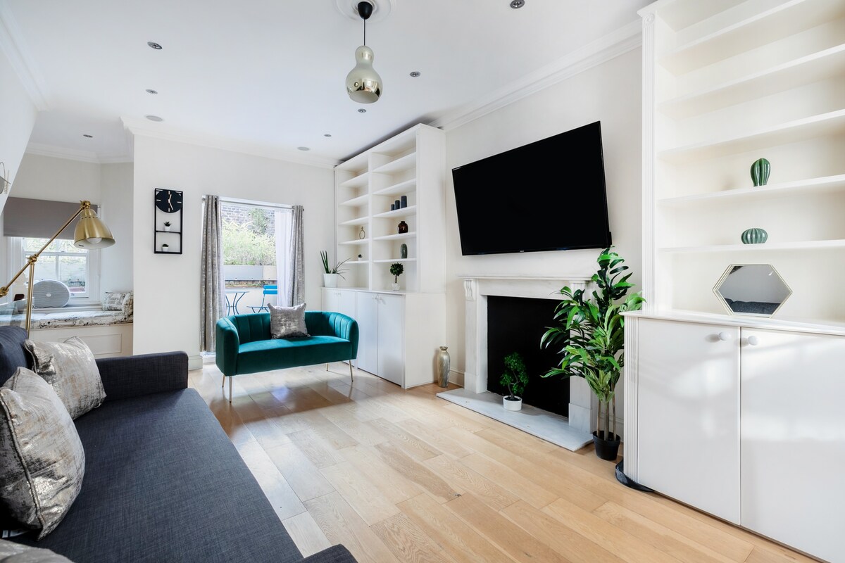 Beautiful 4 Bedroom House near Paddington Station