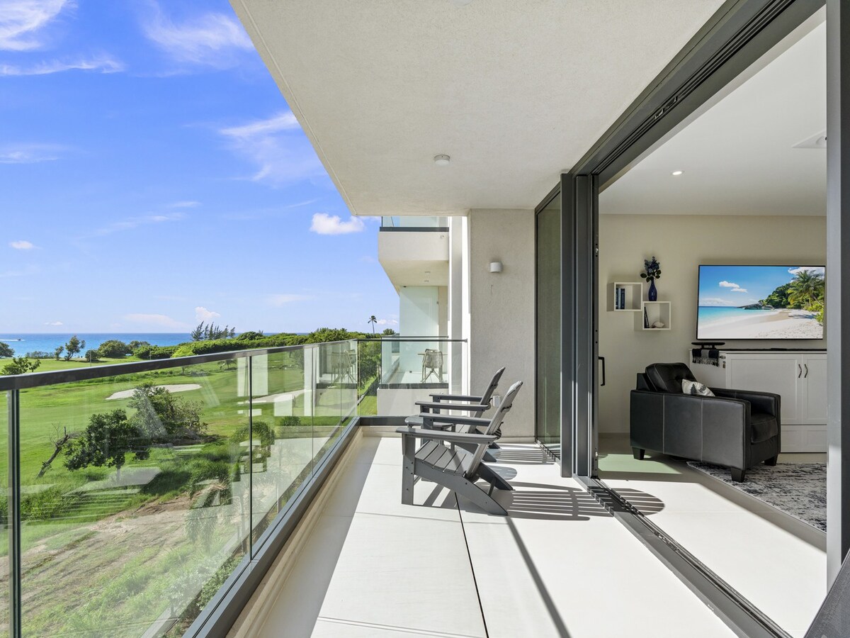 B-204 Oceanview stunning one bedroom apartment