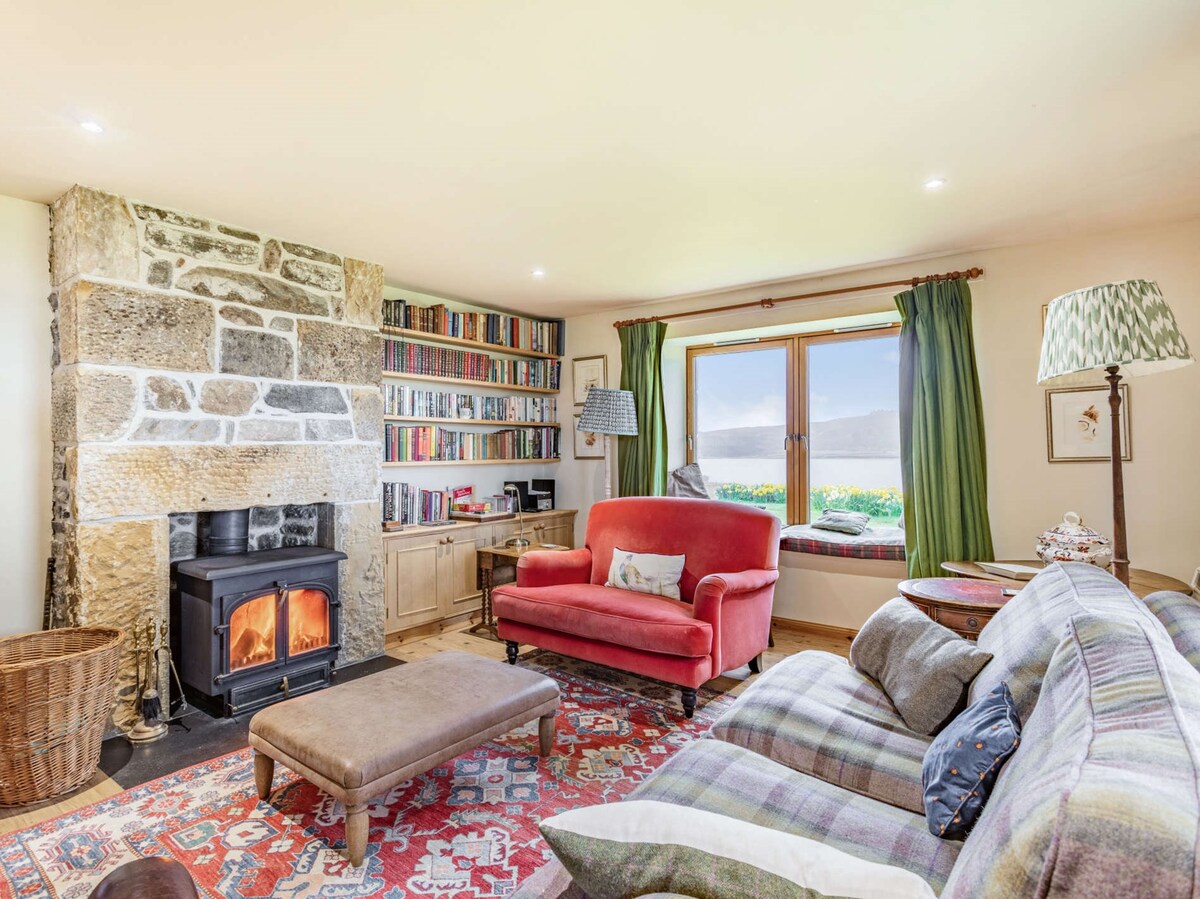 4 Bed in Grantown-on-Spey (CA383)