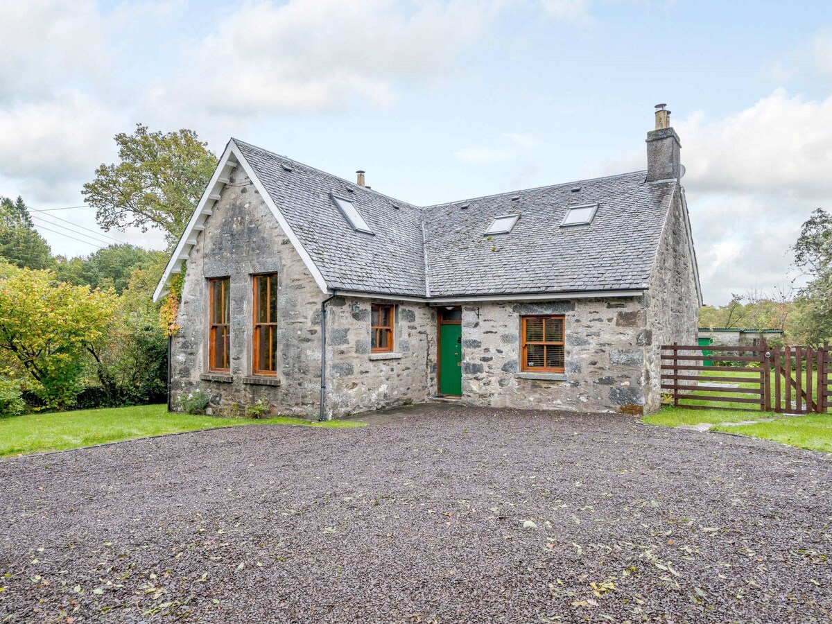 4 Bed in Taynuilt  (85404)