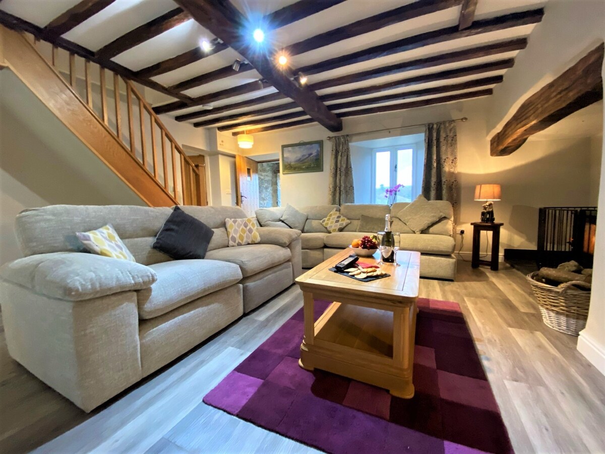 4 Bed in Conwy  (66510)