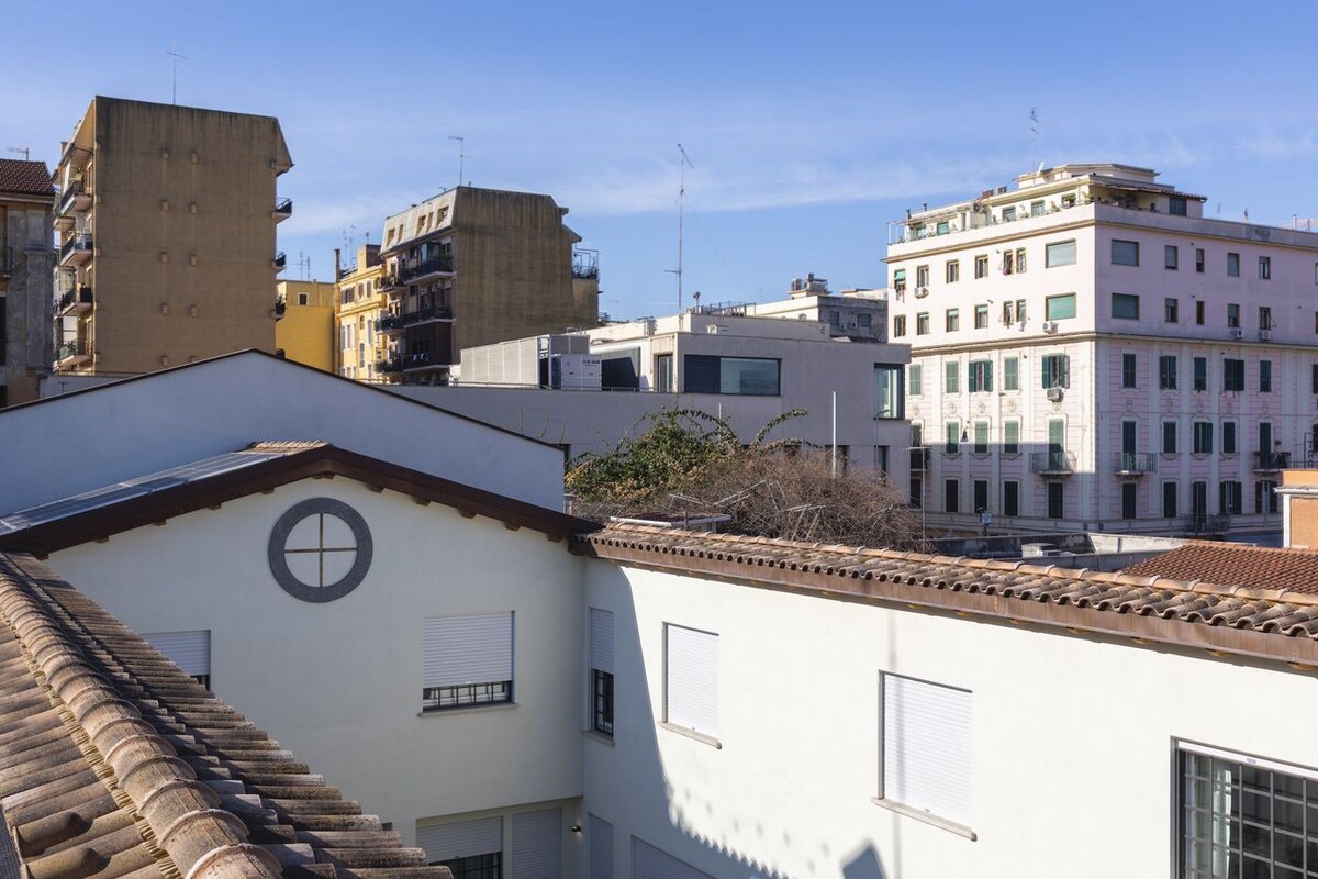 Sonder San Lorenzo | 2BR Apartment w/ Balcony