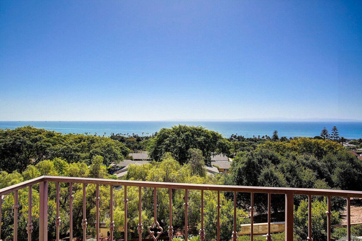 Ocean View Villa - panoramic views, 30 day rental
