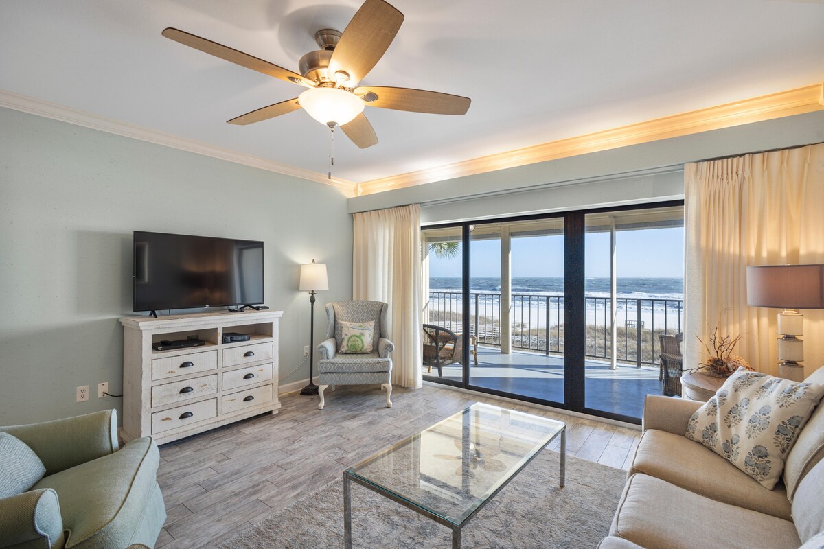 Gulf Front Condo | Bring Your Boat! | Liquid Life