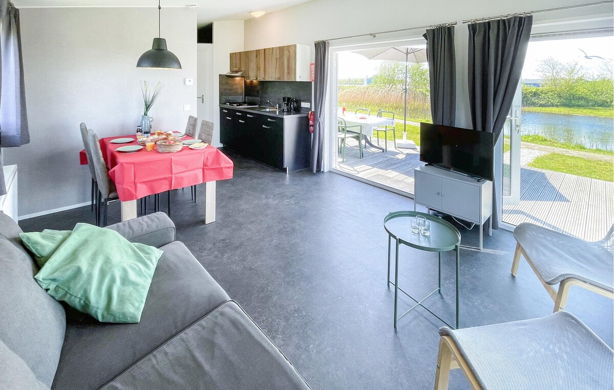 Pet friendly home in Lauwersoog with WiFi