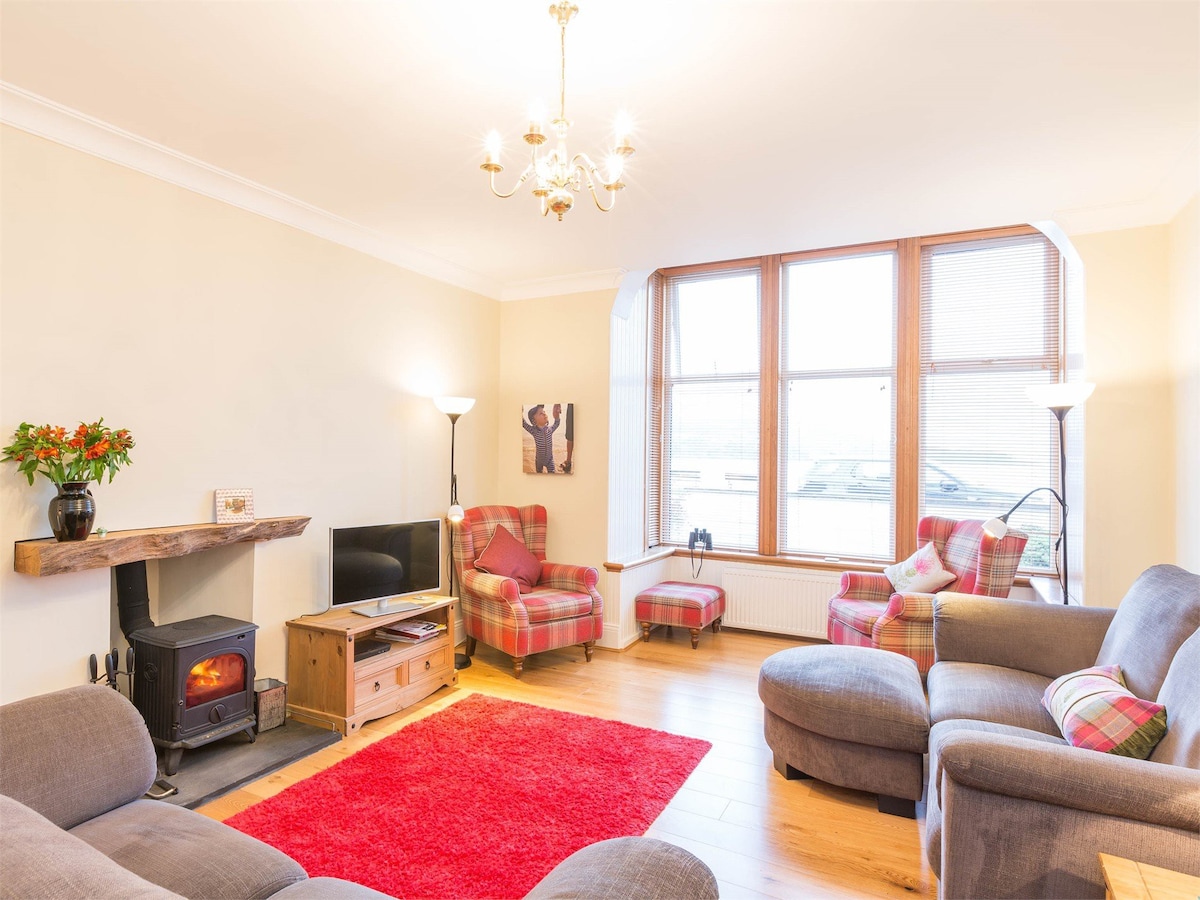 4 Bed in Brodick (CA381)