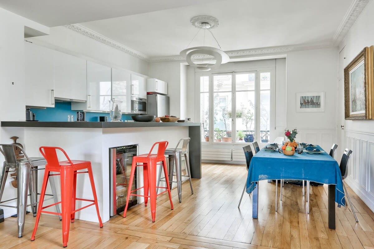 Spacious & Bright Flat by the Eiffel Tower-Paris 7