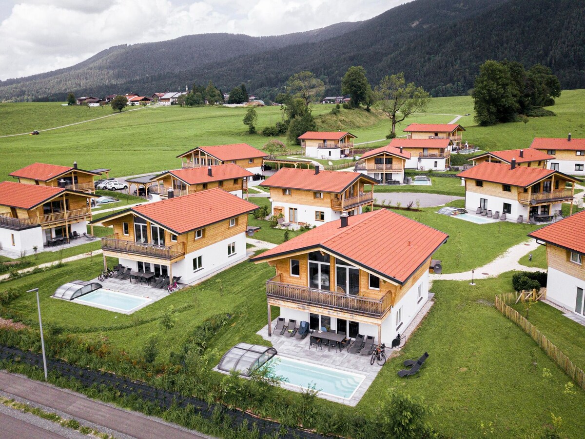 Inzell Chalets with private pool