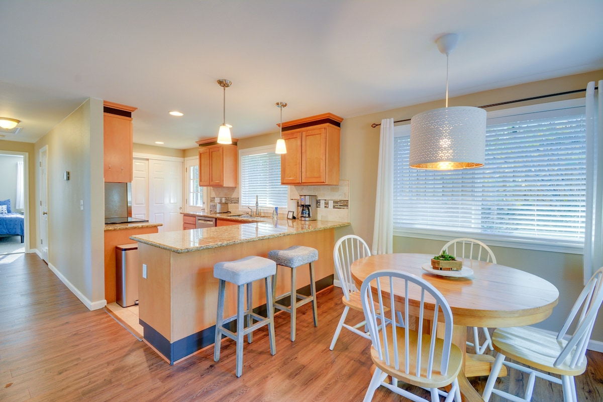 Gig Harbor Vacation Rental Home: 1 Mi to Uptown!