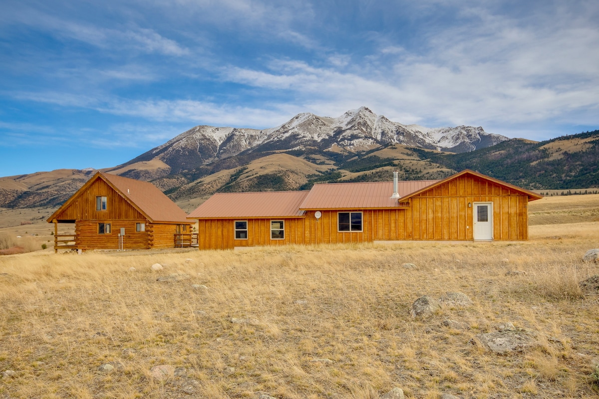 Yellowstone Lodge w/ Game Room & Panoramic Views