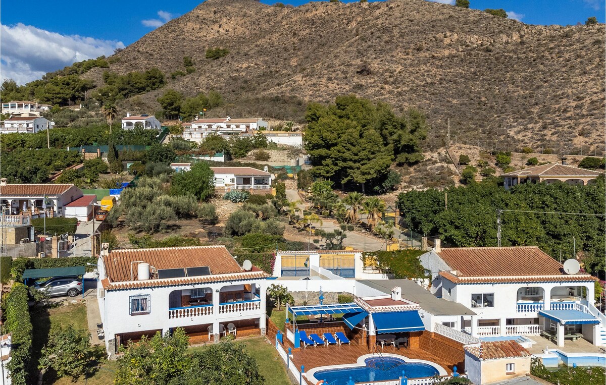 Lovely home in Frigiliana with WiFi