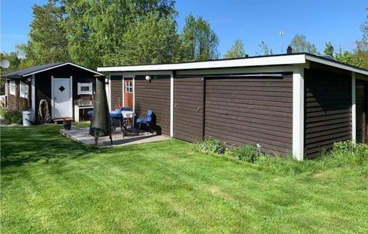 Awesome home in Norrtälje with WiFi