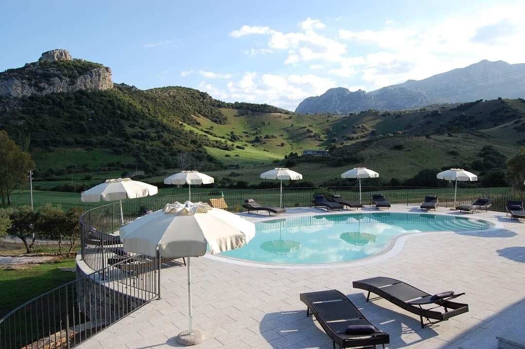 Nioleo - Mirto - Apartments with Pool