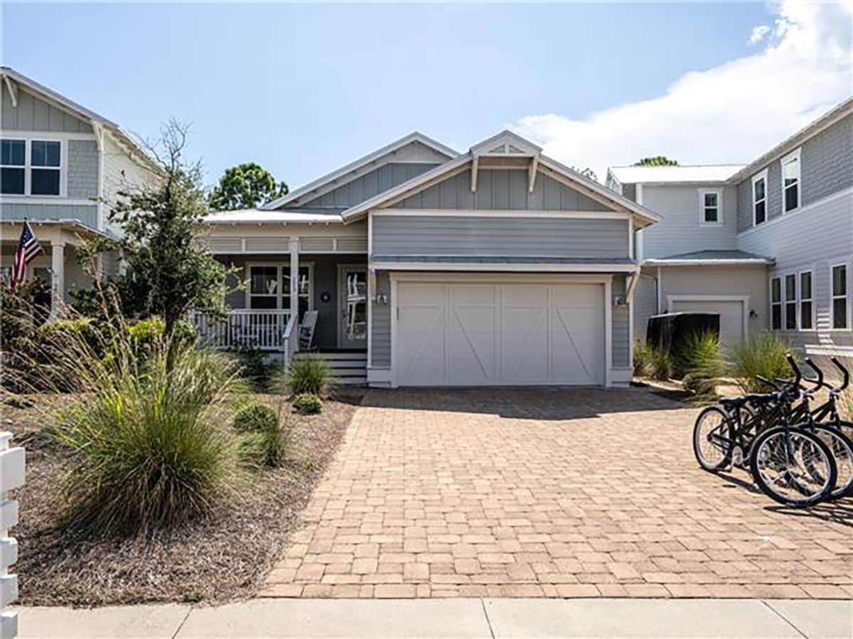 Golf Cart & Bikes~3BR~Bonnie Blue Bungalow