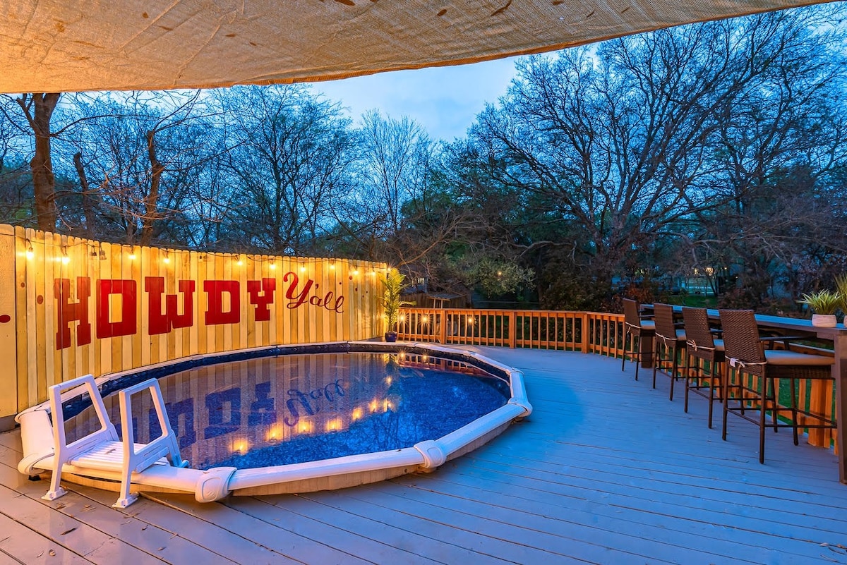 Pool, Gameroom & MiniGolf | Enchanting Texas Home