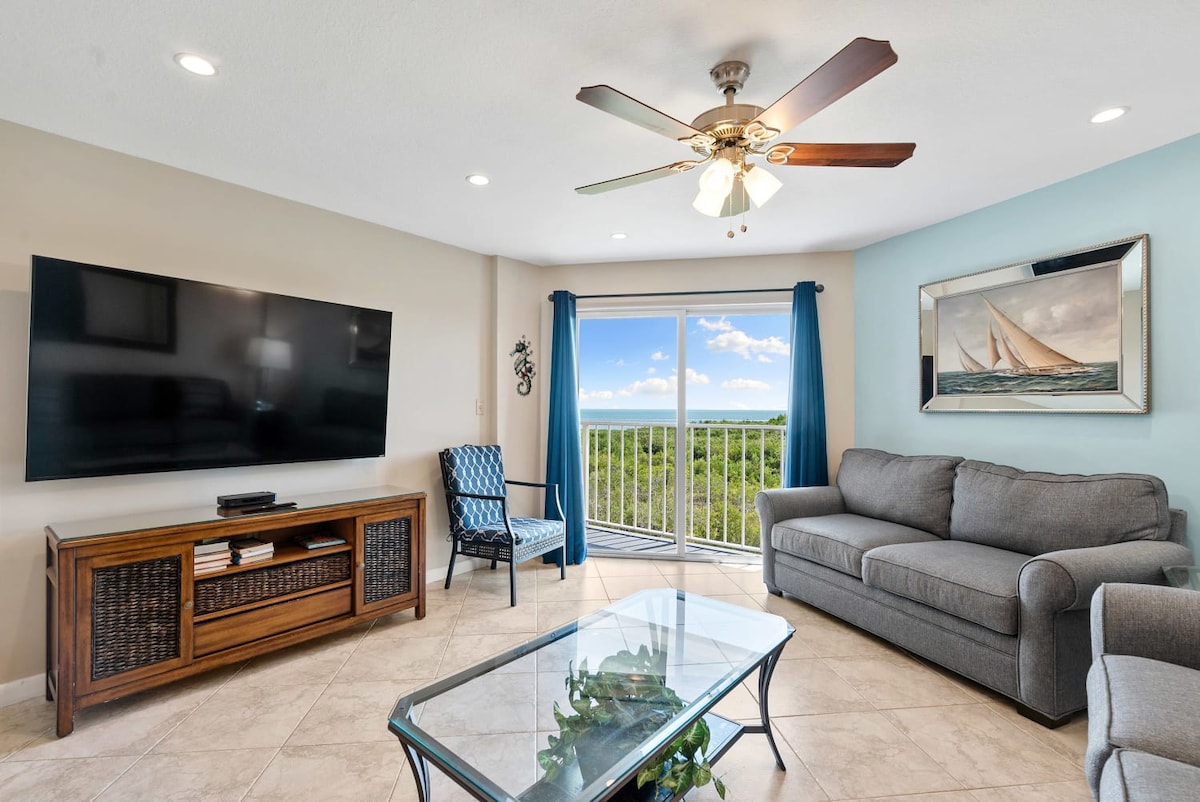 Sunrise Sanctuary - Top Floor | Ocean Pointe 2415