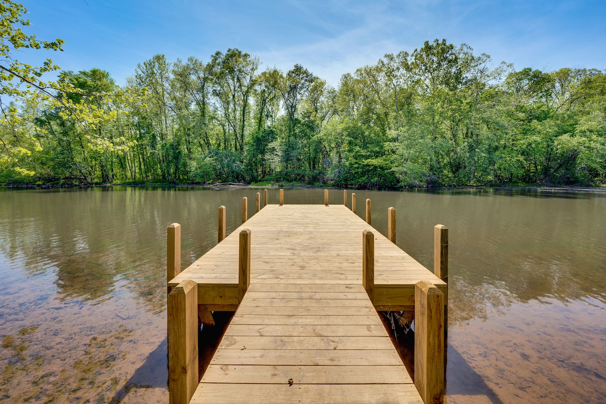 Troy Cabin w/ River Access: Fish, Kayak & More!