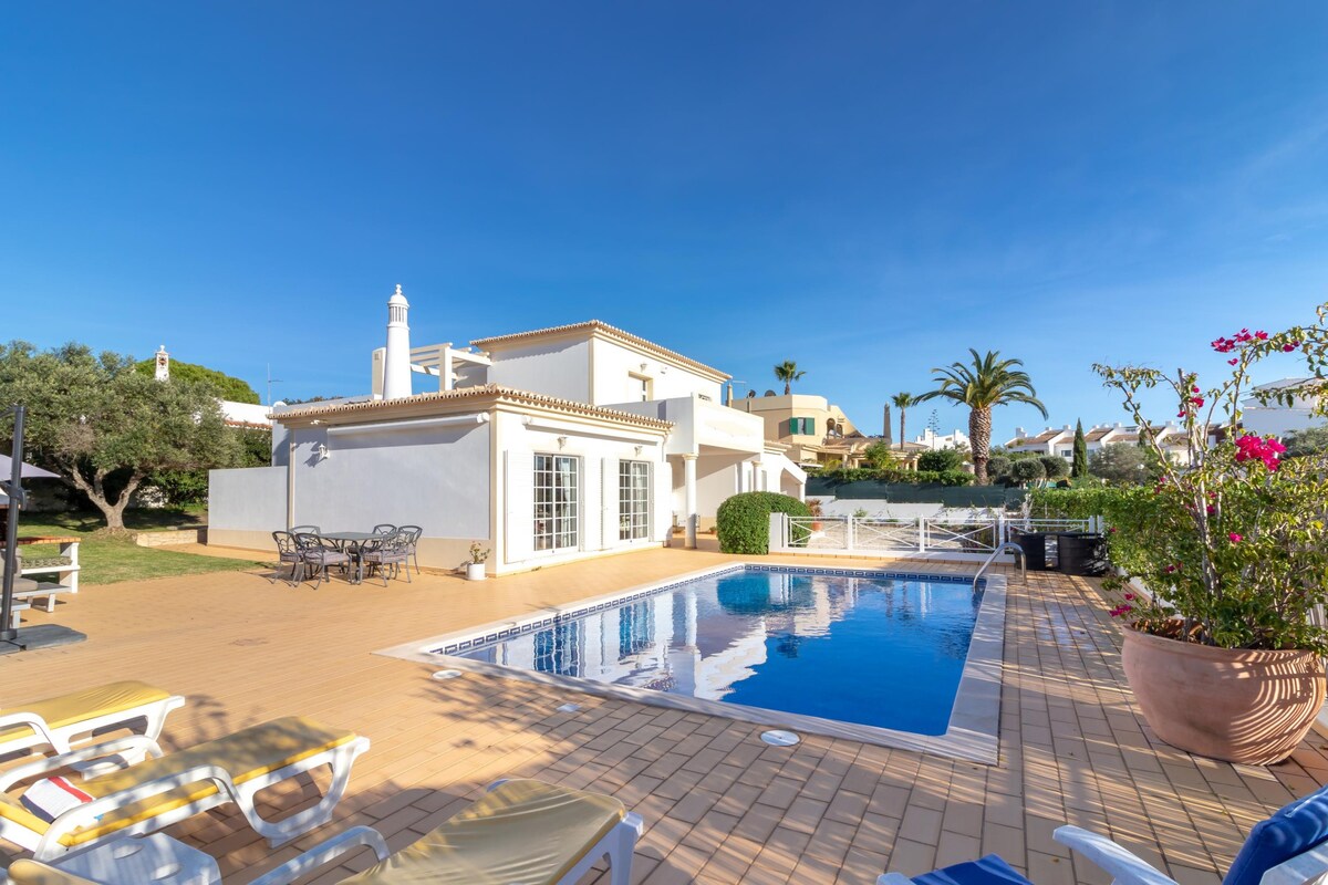 Casa Anton - Heated pool, sea views and only 1.5km