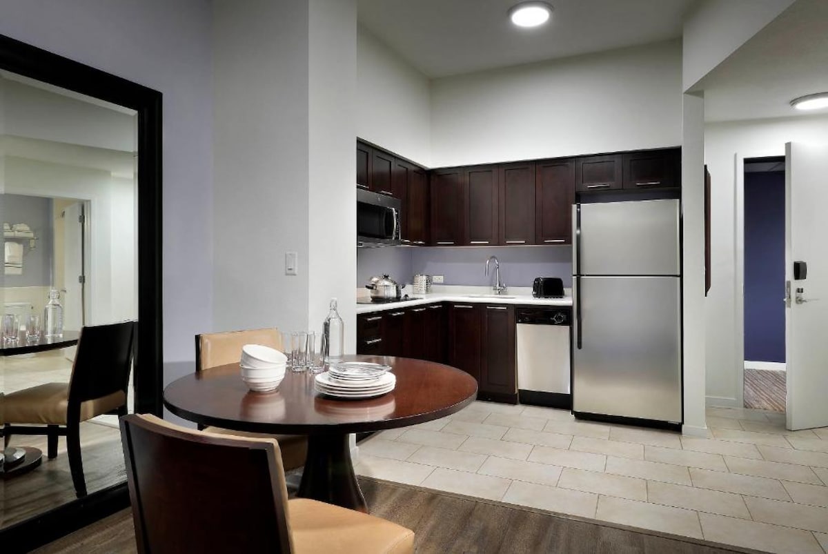 1BR w/Kitchenette near AdventHealth Orlando