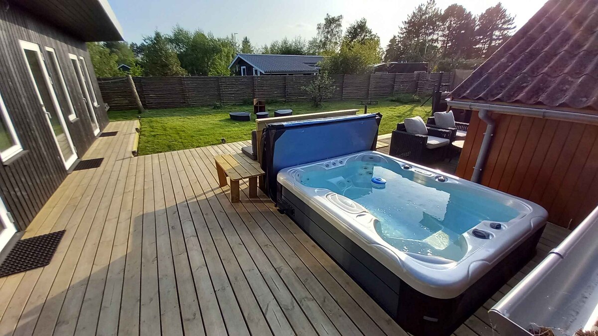 Renovated holiday home with outdoor spa