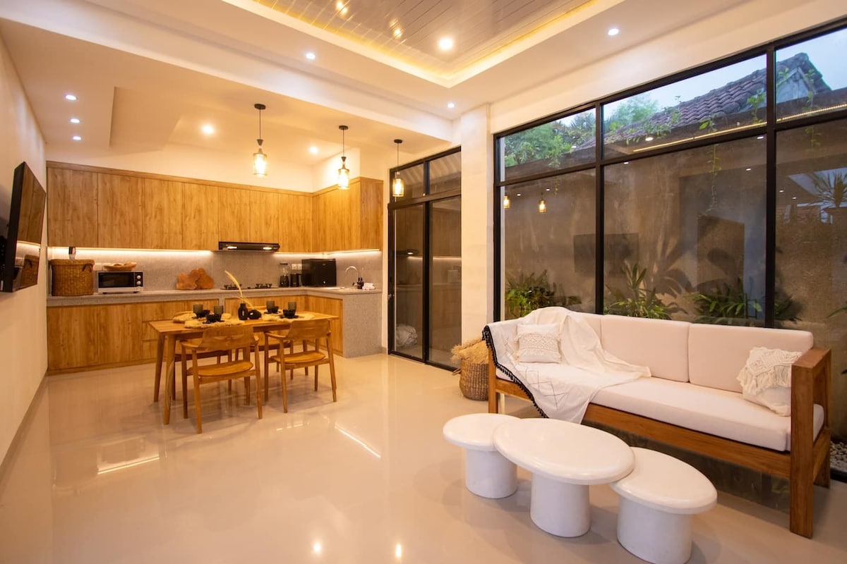 Canggu Paradise with Pool and Kitchen Brand NEW
