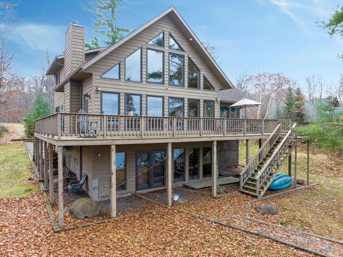 Twin Pines Lake Home