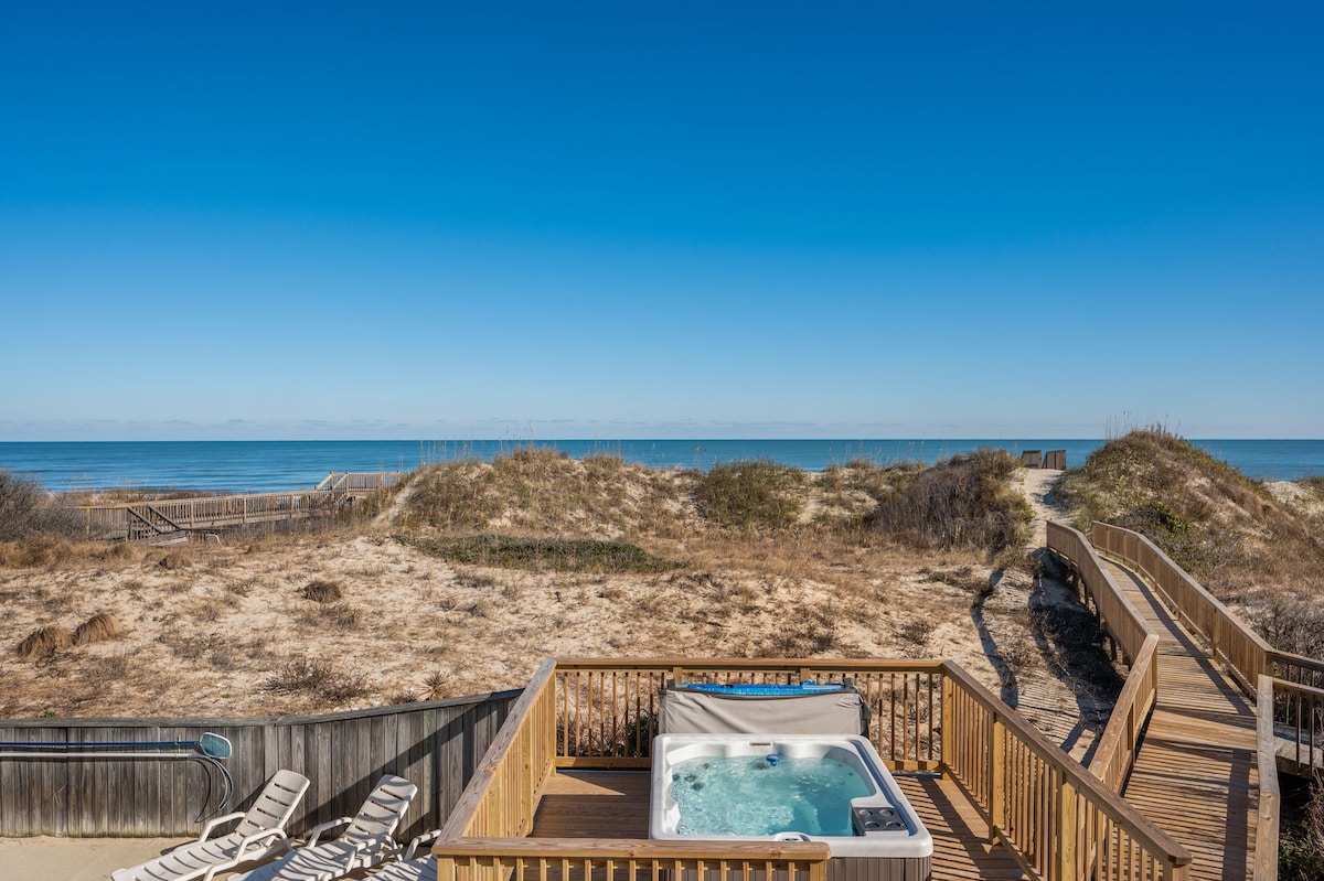 Oceanfront, Pool+Hot Tub, Beach Access!