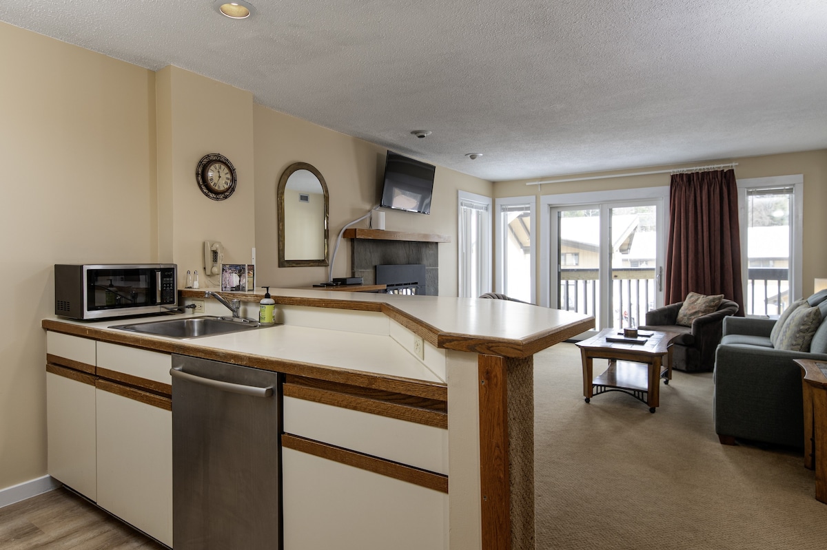 Okemo Mountain Lodge- Cozy 1 Bedroom Condo #a206