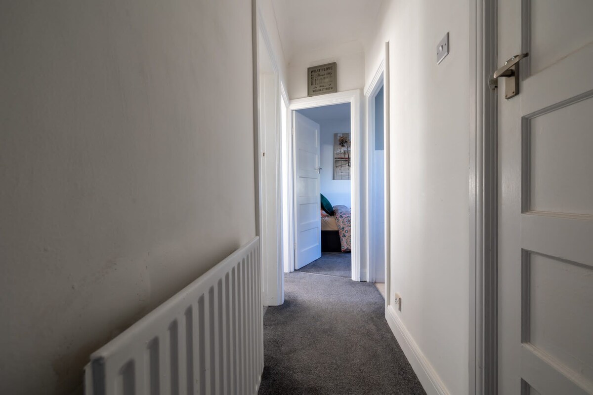 Immaculate 2-Bed Apartment in Dartford