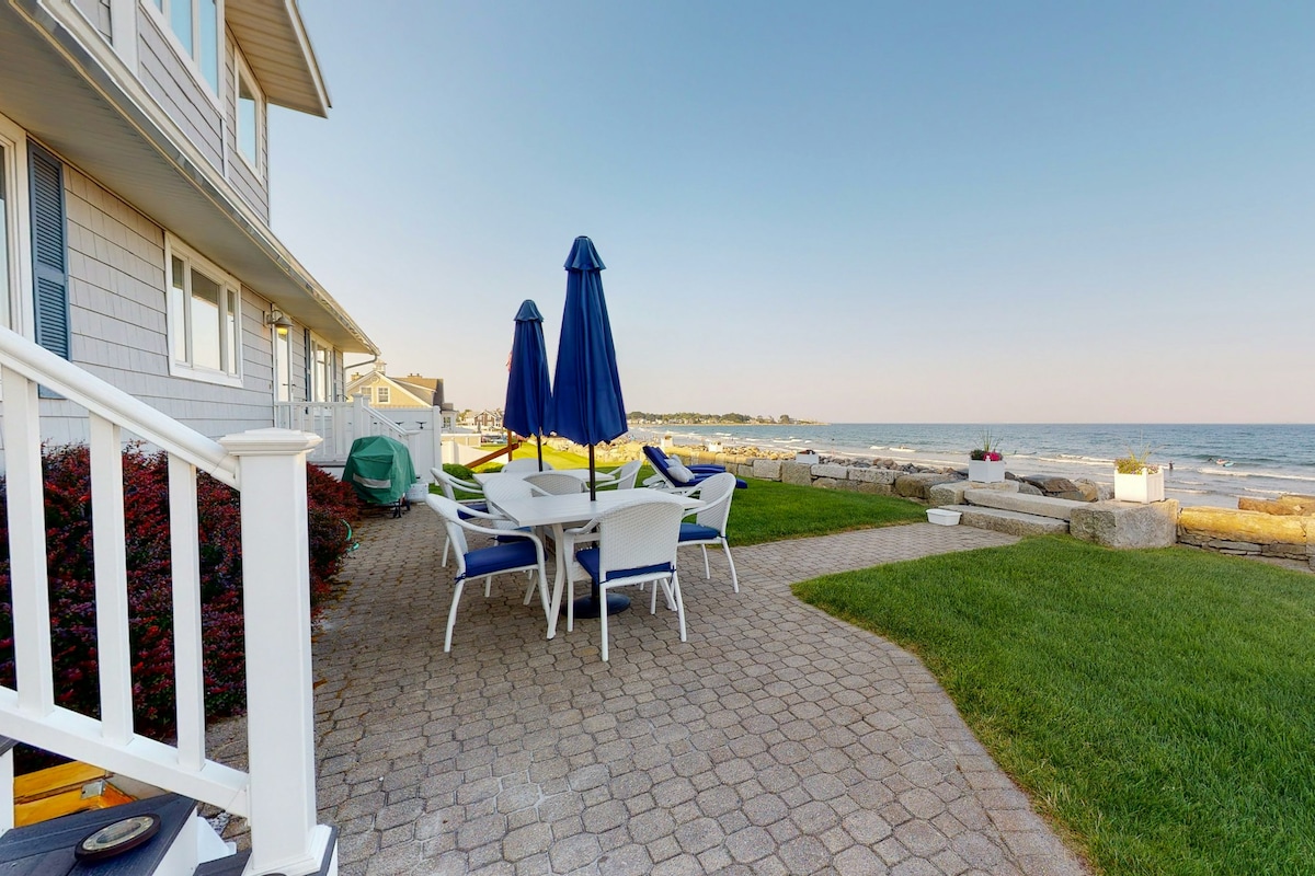 Amazing 6BR Oceanfront | Fireplace | Deck