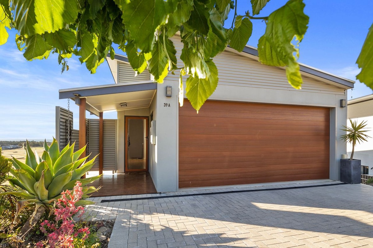 Bliss on Birkdale 39A Birkdale Street Normanville