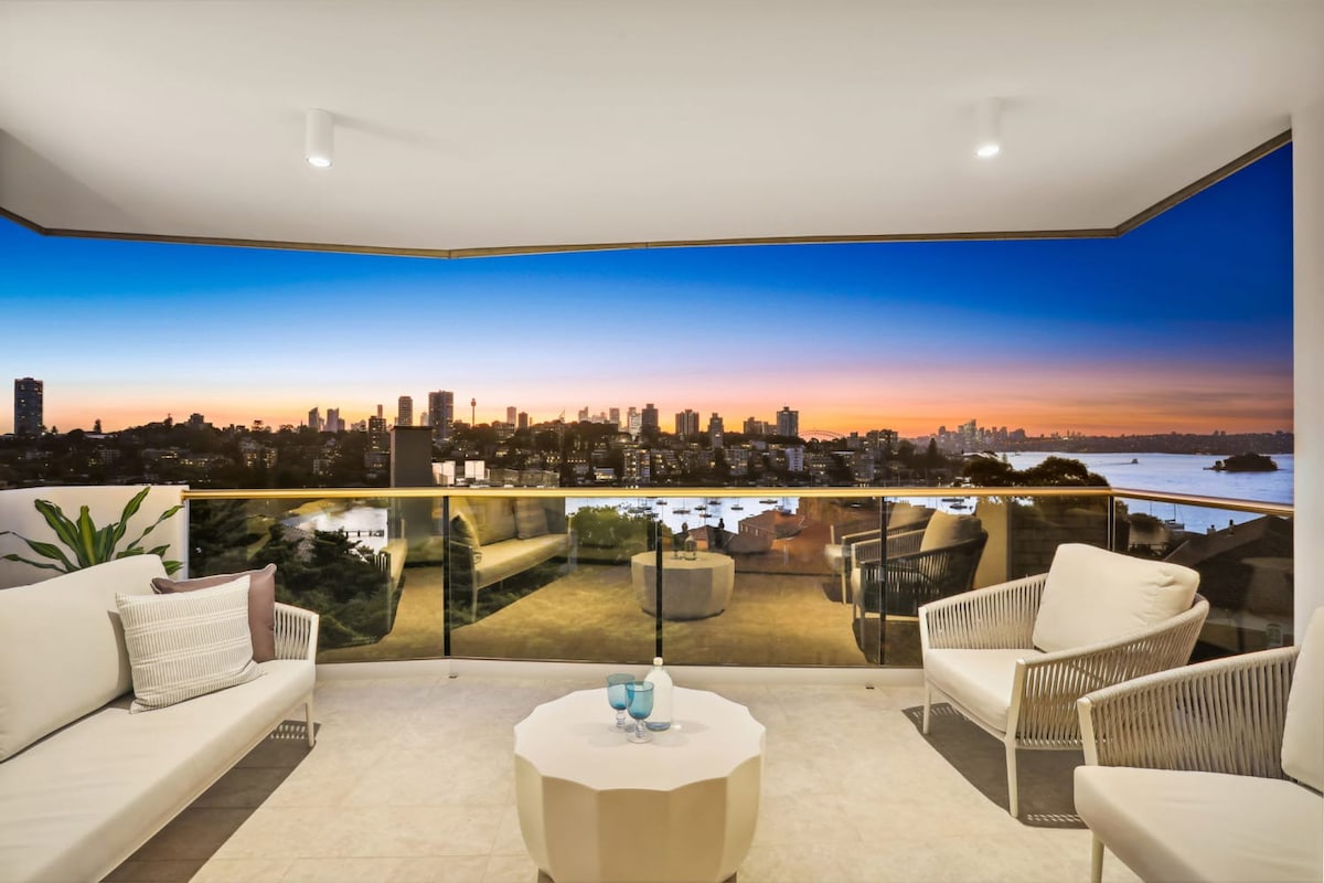 Sydney Harbour View Penthouse, Double Bay