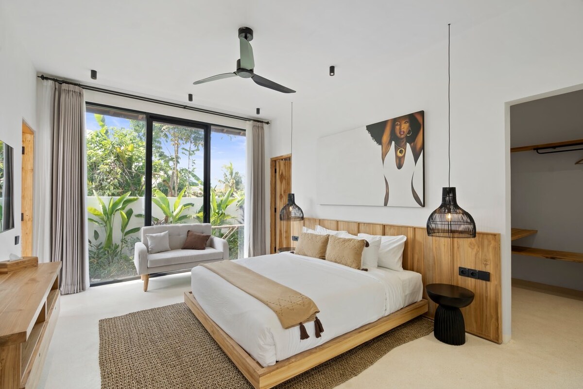 Villa Marbella by DH: 3BR Retreat w/ Pool in Ubud