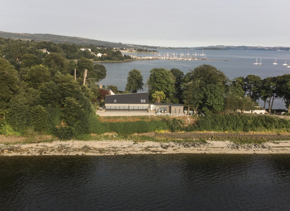 Ferrypoint House