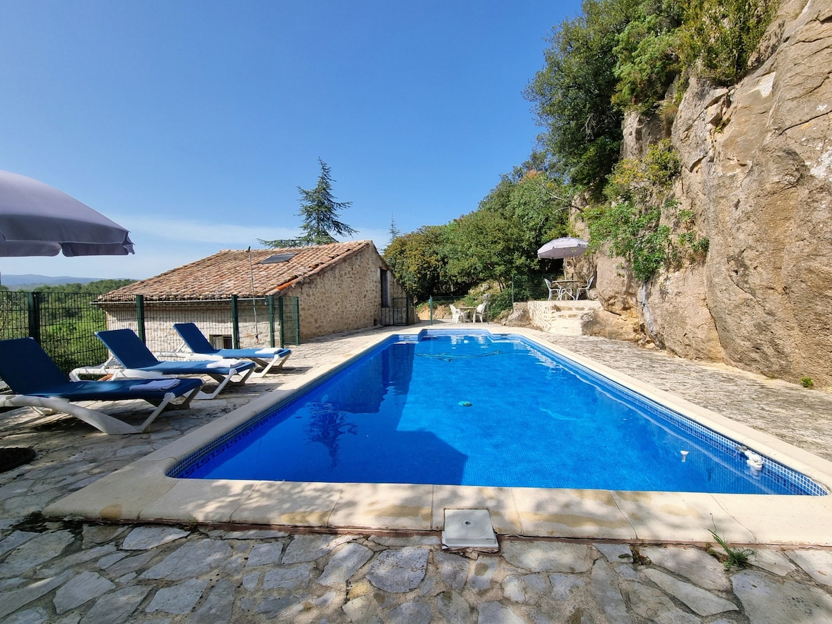 Holiday house in Paguignan with private pool